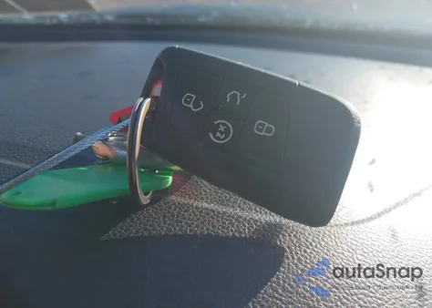 2019 Volkswagen Jetta 1.4T R-Line/1.4T S/1.4T Se из США, поврежденный, VIN 3VWC57BU1KM112391